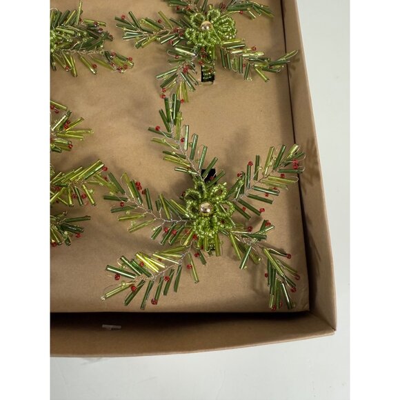 Homewear Greenery Glass Beaded Napkin Rings Embellished Set of 4 Winter Table - Picture 13 of 14